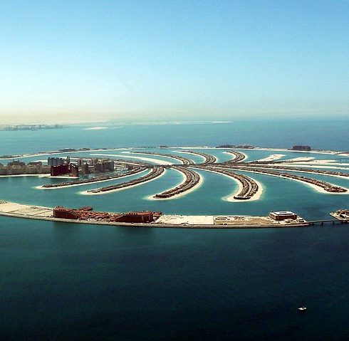 Dubai_-_The_Palm_Jumeirah_-_panoramio